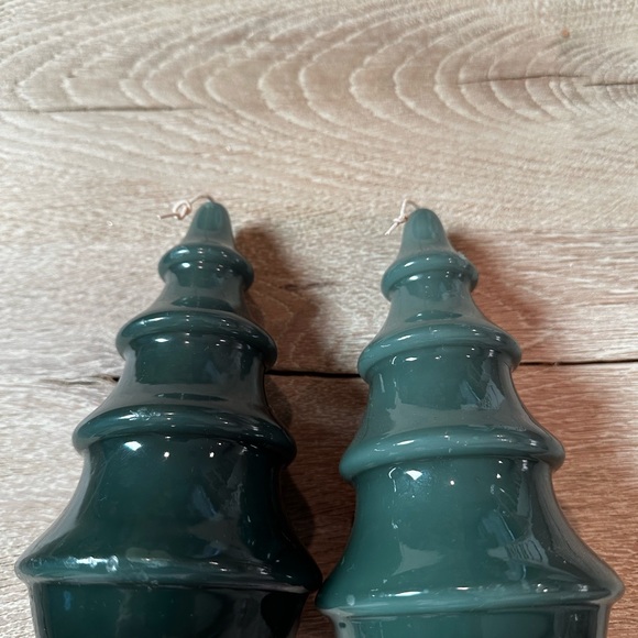 Elegant Green Tree Accents candle - Picture 13 of 13